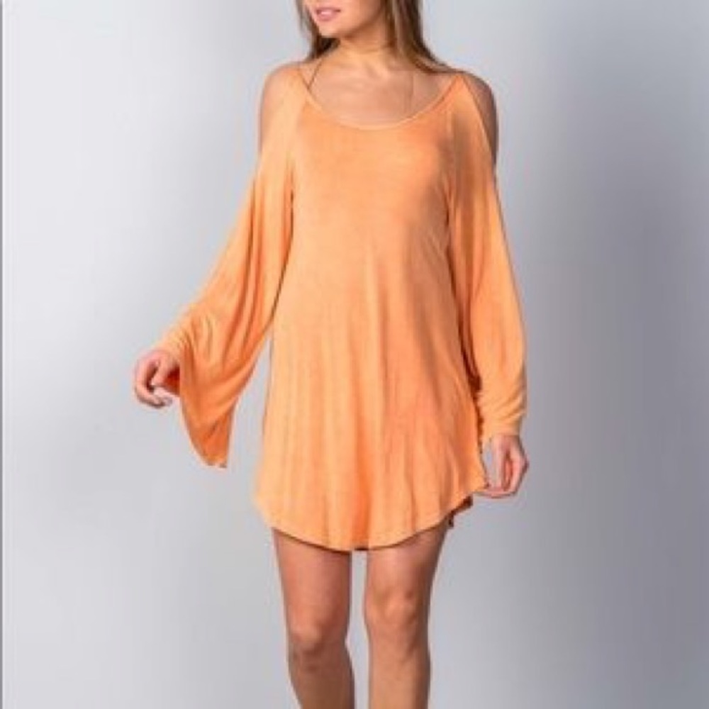 💕 Lani California Open-Shoulder Dress in BLUE